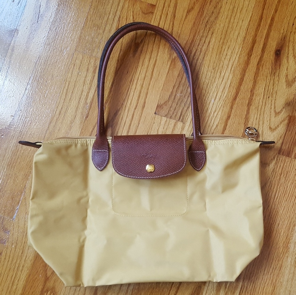 Longchamp Le Pliage Medium Shoulder Tote Bag